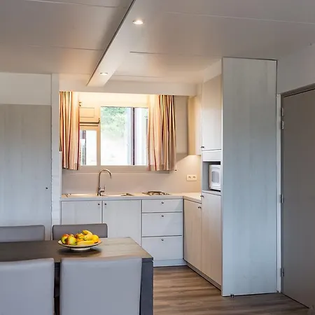 Aparthotel Domein Ter Helme *